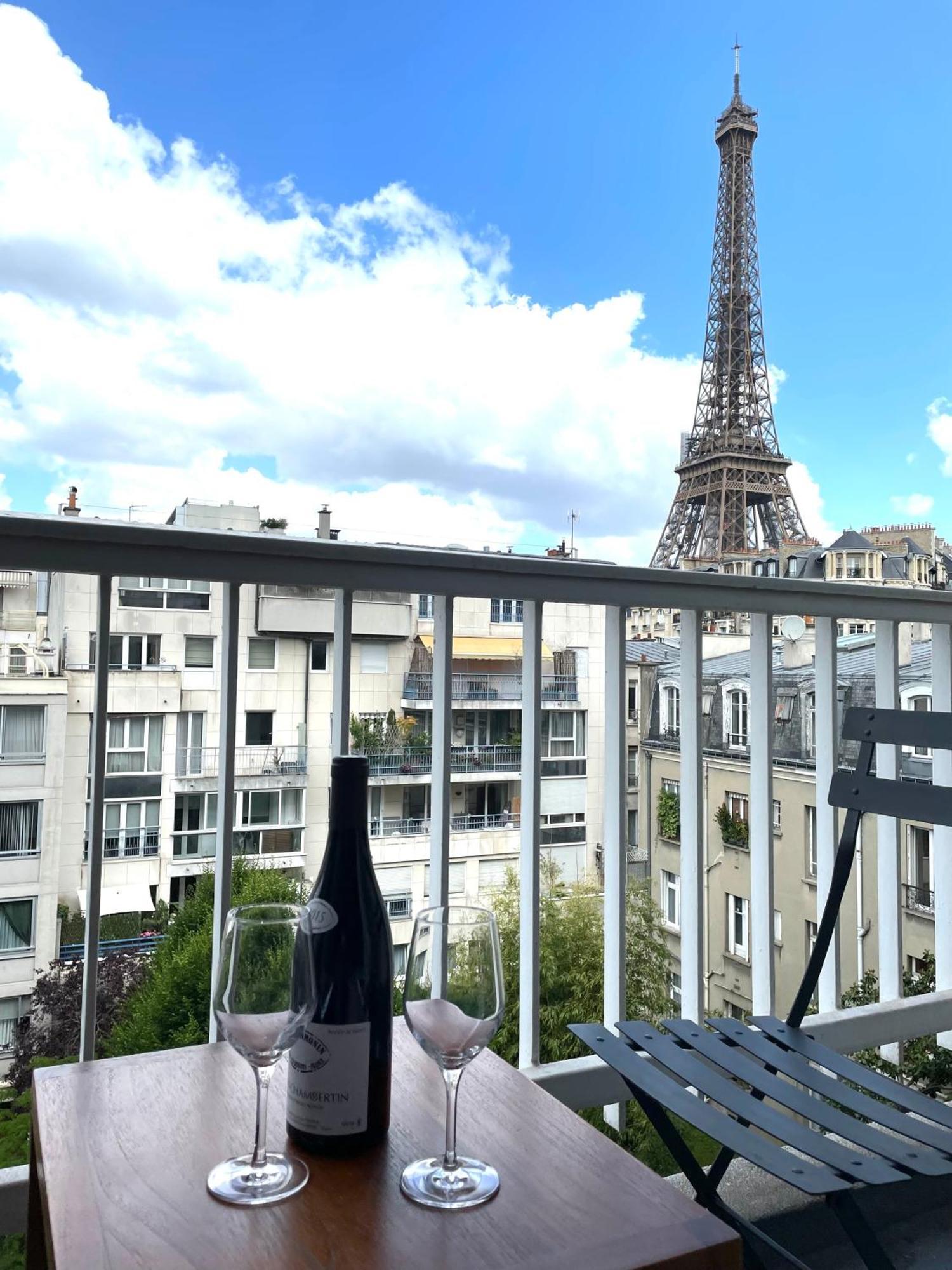 Superb Flat With Iconic Eiffel Tower View Parigi